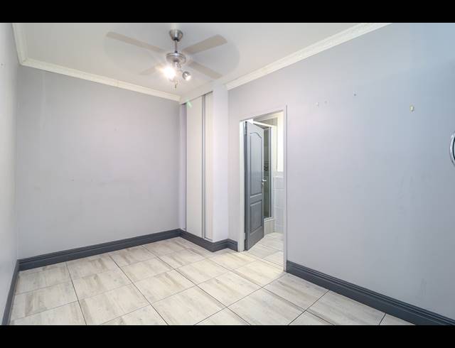 1 BEDROOM APARTMENT TO LET IN GARDENS